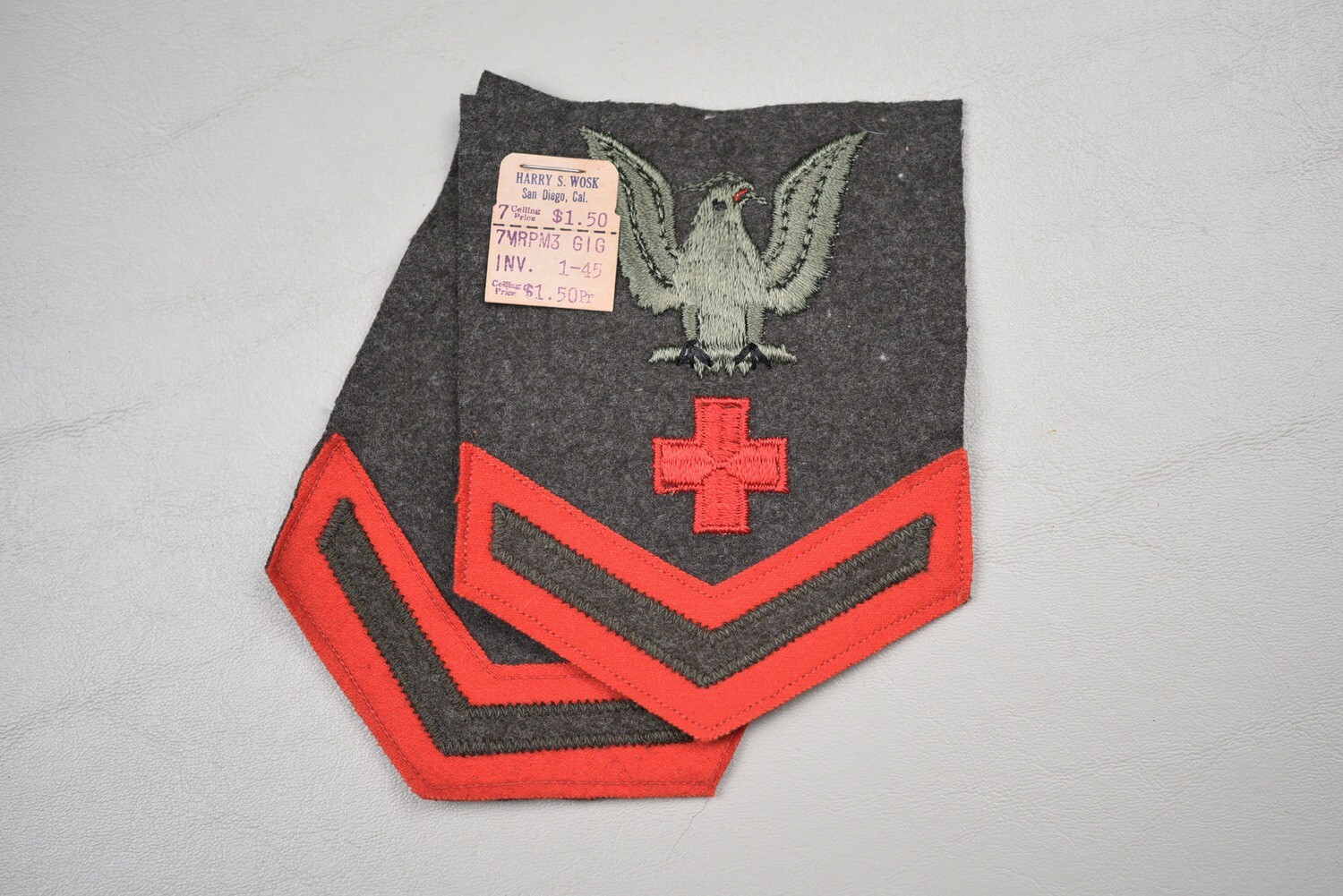 WWII U.S. NAVY CORPSMAN PHARMACIST MATE 3rd CLASS FOREST GREEN RANK INSIGNIA - PAIR