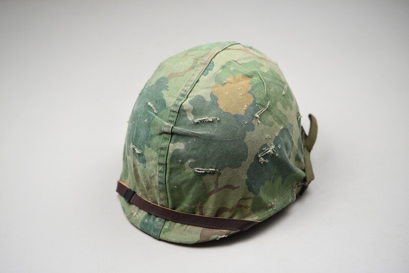VIETNAM WAR U.S. M1 HELMET w/MITCHELL CAMOUFLAGE COVER & WWII LINER VIETNAM WAR U.S. M1 HELMET w/MITCHELL CAMOUFLAGE COVER & WWII LINER