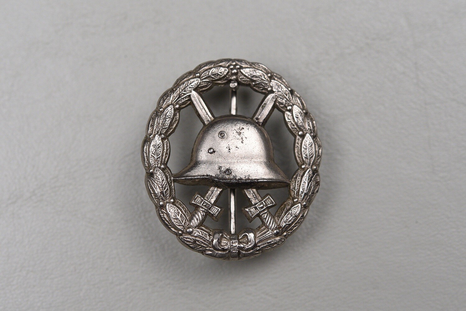 WWI GERMAN M1918 SILVER WOUND BADGE - CUT OUT