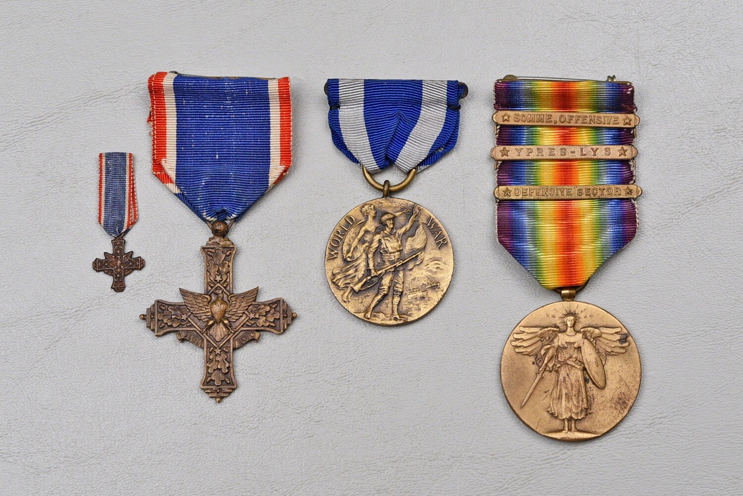WWI U.S. DISTINGUISHED SERVICE CROSS GROUP TO 27th DIVISION – 1st TYPE FRENCH MADE CROSS