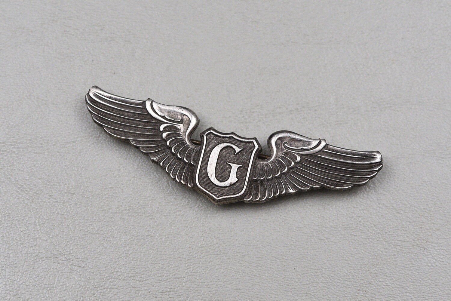 WWII U.S. GLIDER PILOT WING BY MEYER, NY - STERLING