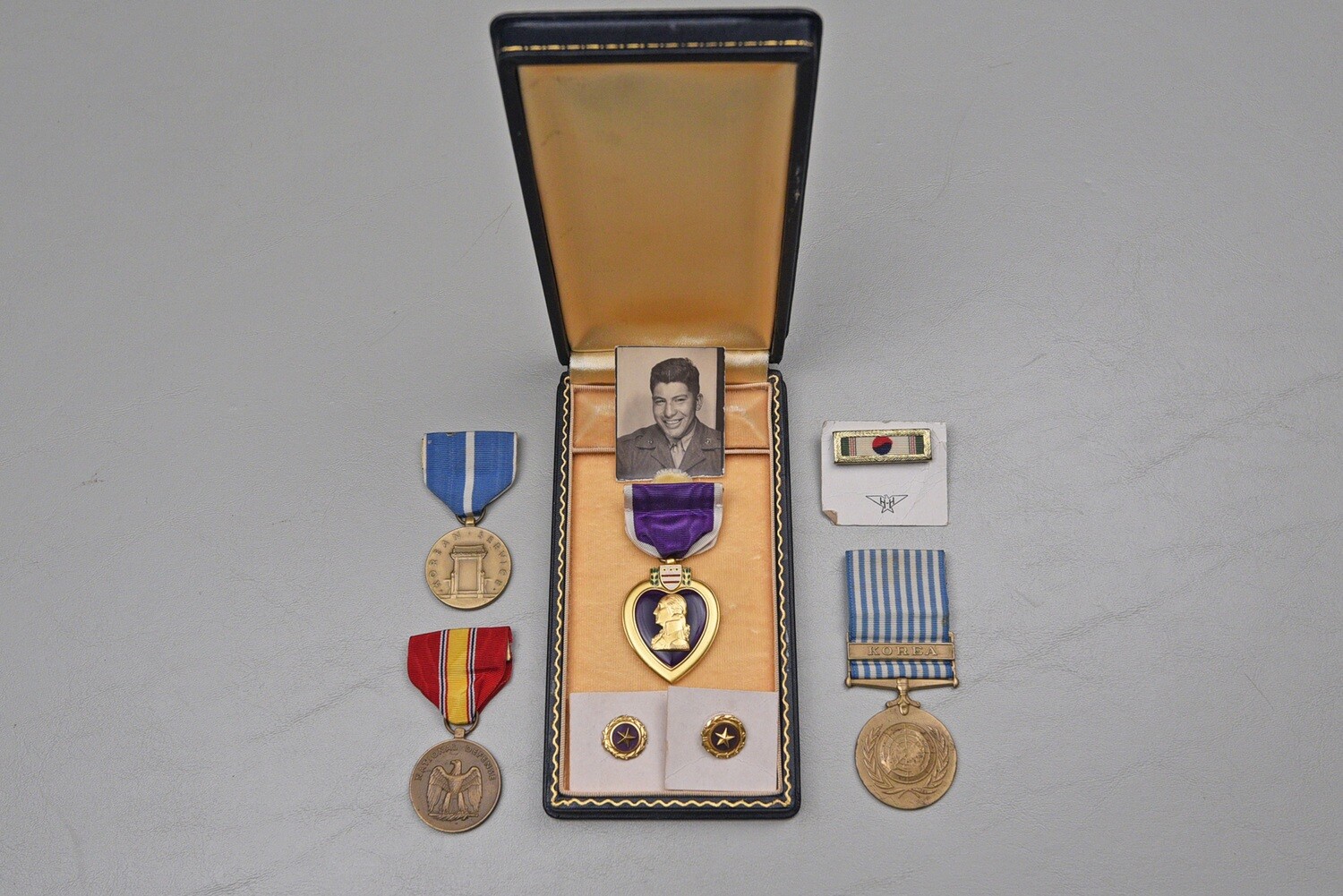 KOREA WAR U.S. PURPLE HEART GROUP w/PHOTO NAMED TO 7th MARINE KIA