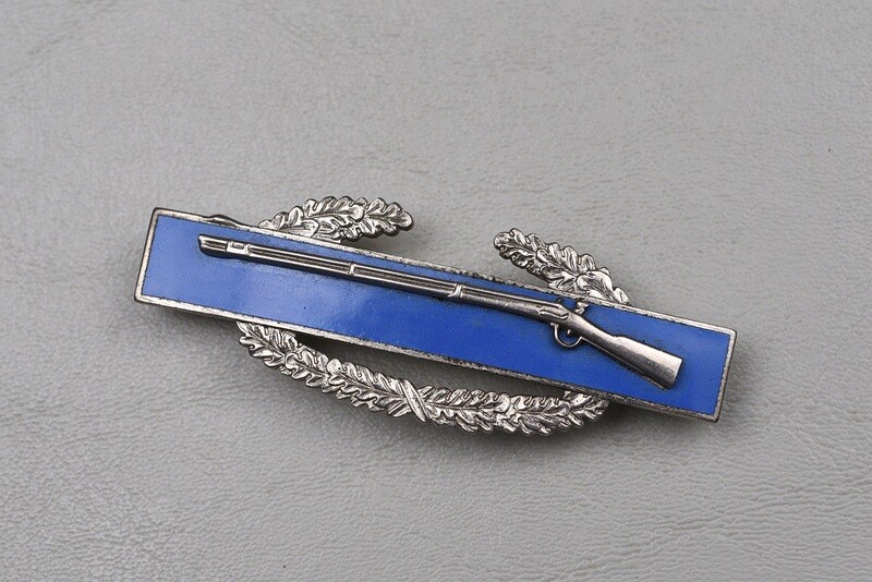 KOREAN WAR U.S. COMBAT INFANTRY BADGE w/APPLIED MUSKET