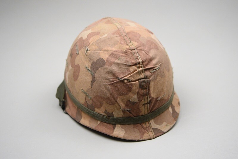 VIETNAM WAR U.S. ARMY M1 HELMET w/MITCHELL CAMOUFLAGE COVER - EARLY WAR
