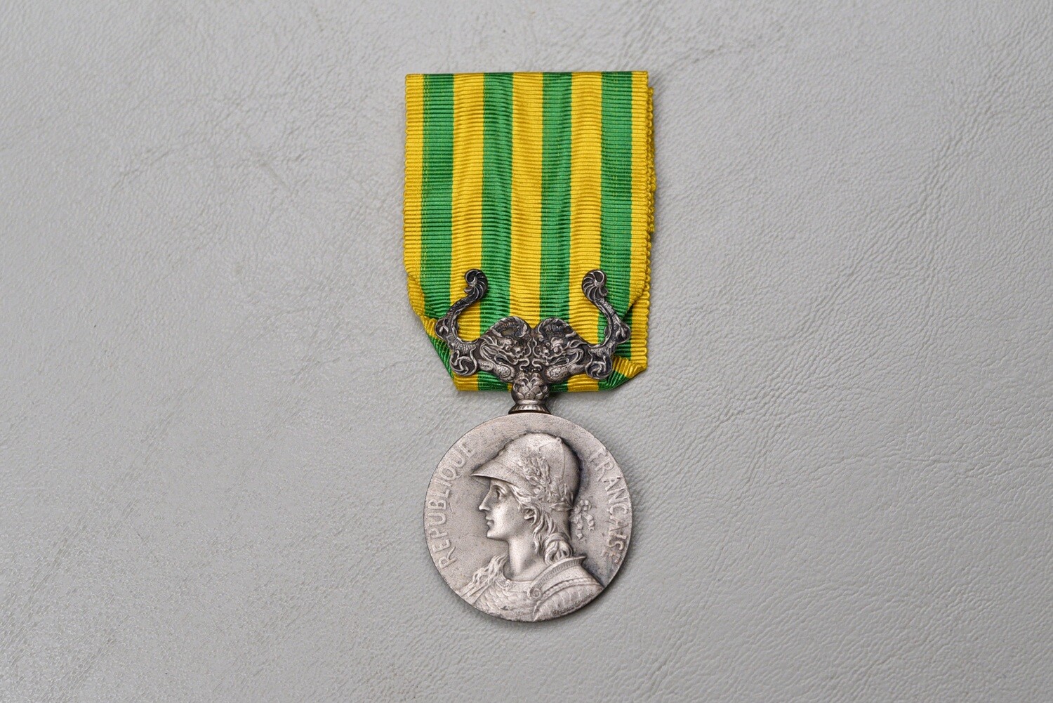 FRENCH 1900-1901 CHINA MEDAL FOR THE BOXER REBELLION