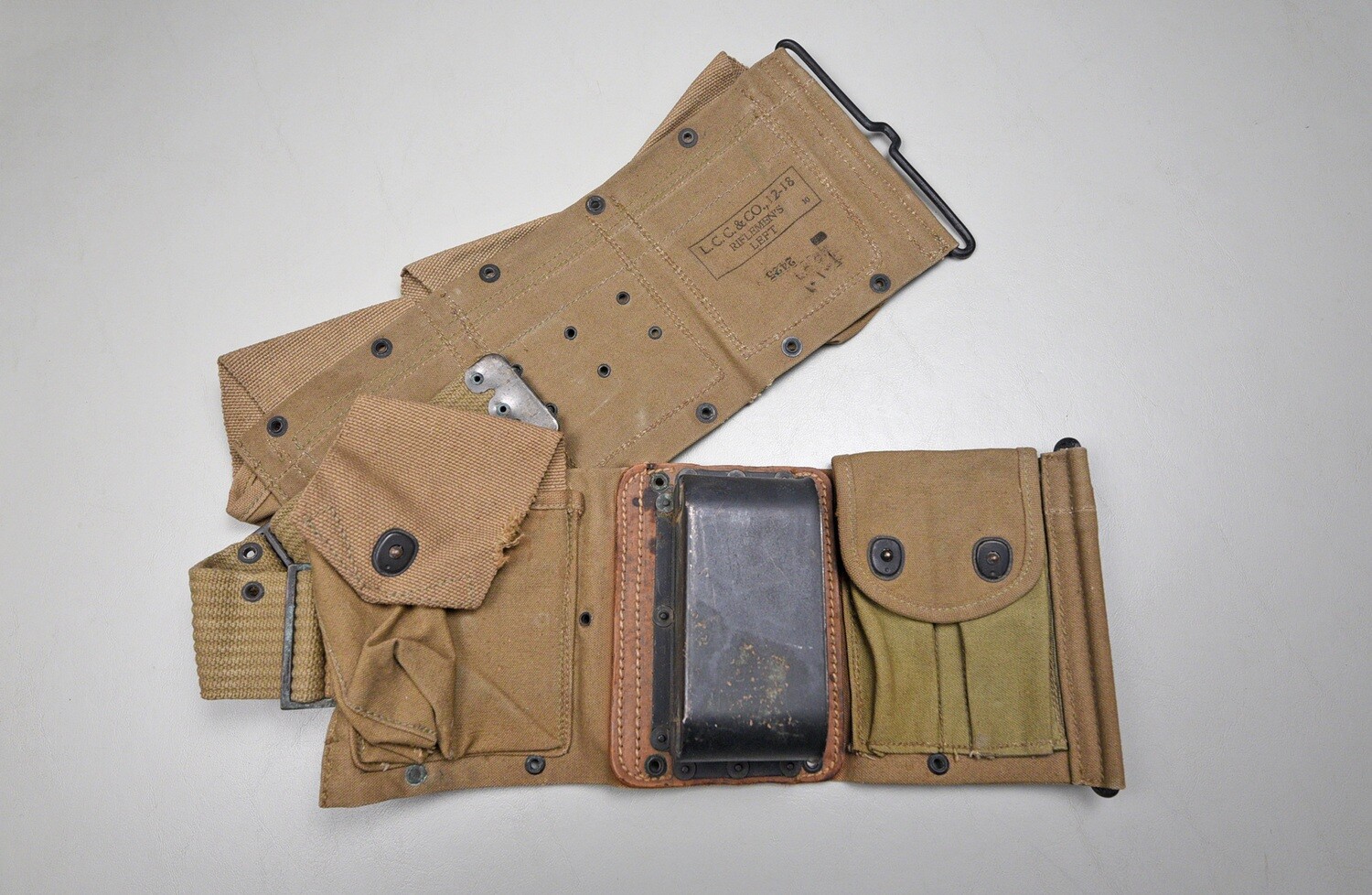 WWI U.S. M-1918 BROWNING AUTOMATIC RIFLE GUNNER&#39;S BELT - L.C.C DATED 1918