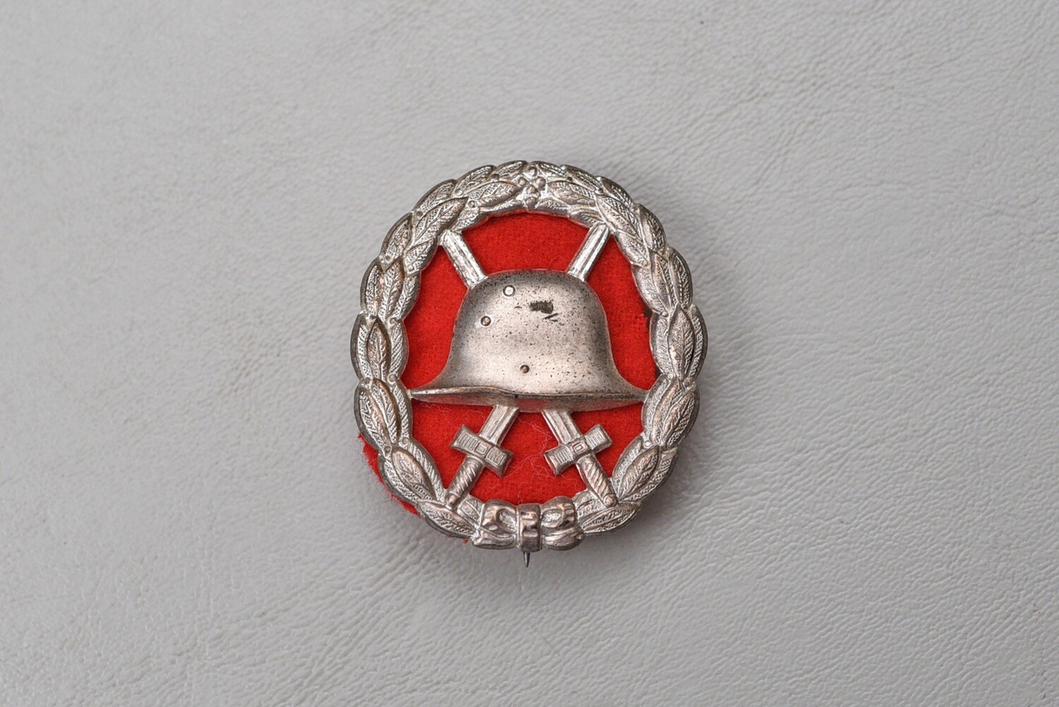 WWI GERMAN 1918 SILVER WOUND BADGE - -CUT OUT w/RED CLOTH BACKING