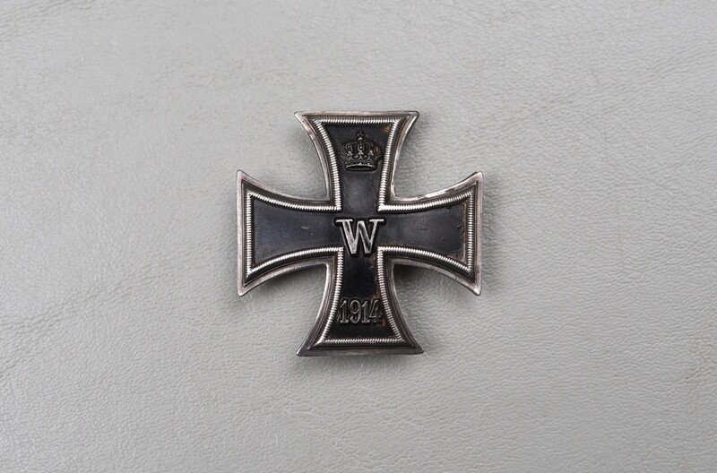 WWI GERMAN 1914 IRON CROSS 1st CLASS MARKED "950" – VAULTED WWI GERMAN 1914 IRON CROSS 1st CLASS MARKED "950" – VAULTED