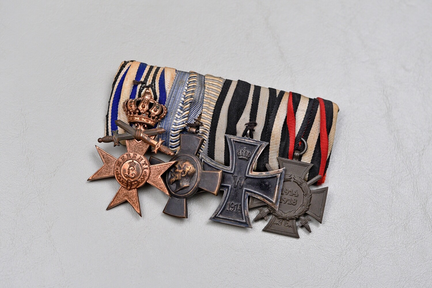 WWI BAVARIAN WAR MERIT, PRUSSIAN 1914 IRON CROSS 4-PLACE PARADE MEDAL BAR