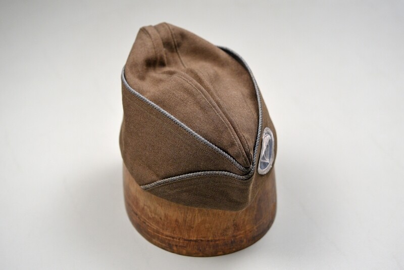WWII U.S. AIRBORNE PARACHUTE INFANTRY REGIMENT ENLISTED OD BROWN OVERSEAS CAP - REENACTORS