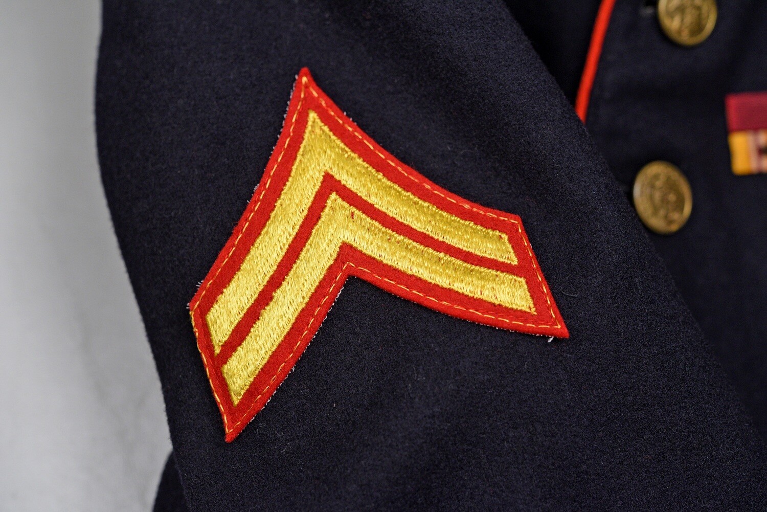 WWII U.S. MARINE CORPS PARAMARINE DRESS BLUE UNIFORM w/ORIGINAL INSIGNIA   IDENTIFIED