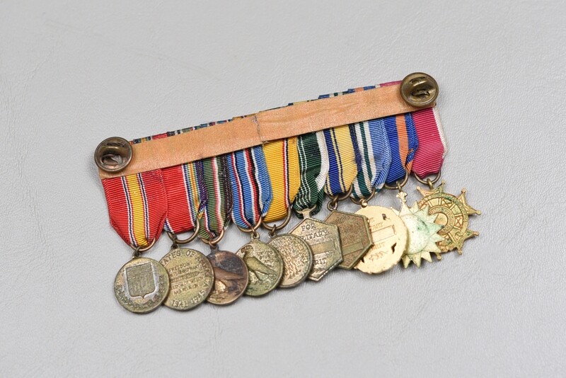 WWII U.S. ARMY AIR CORPS LEGION OF MERIT & AIR MEDAL 10-PLACE MINI MEDAL BAR