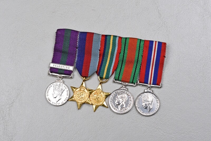 WWII BRITISH 5-MEDAL MINIATURE MEDAL BAR GROUP