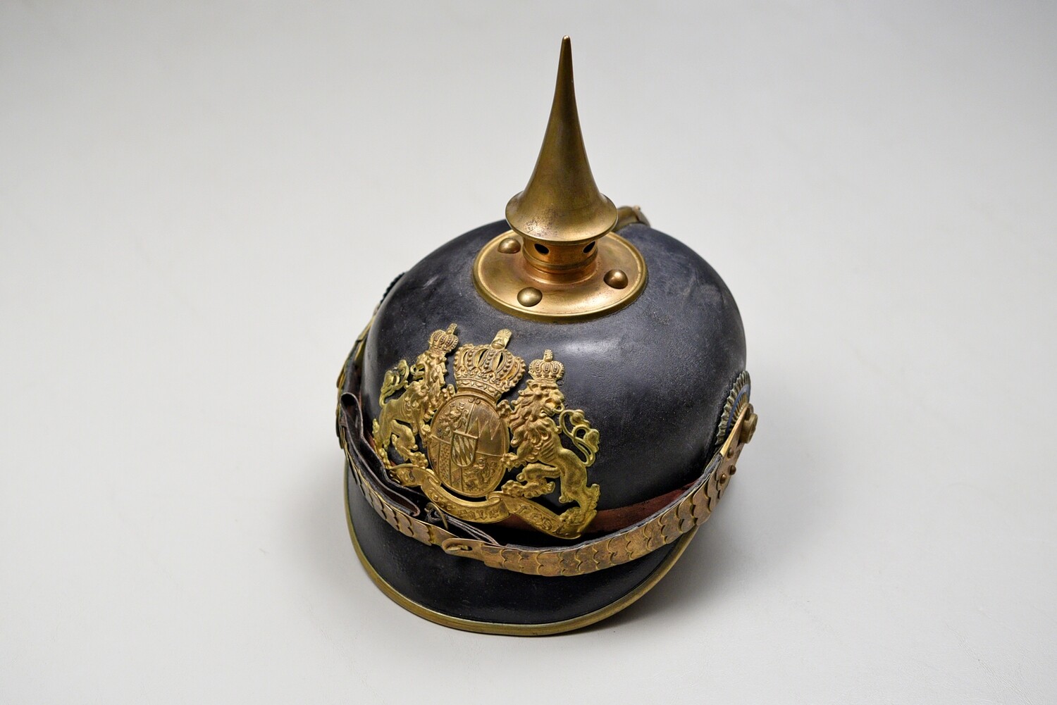 WWI IMPERIAL GERMAN BAVARIAN OFFICER’S SPIKED HELMET