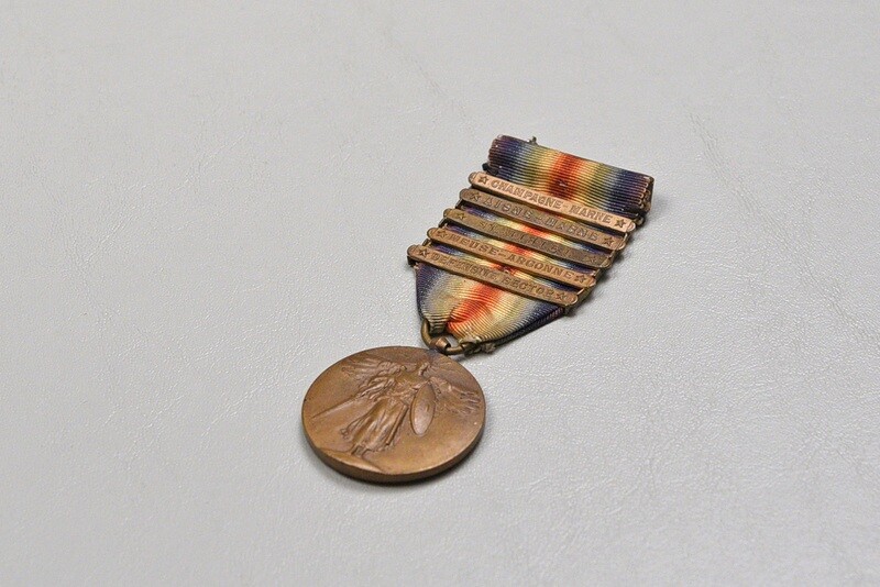 WWI U.S. VICTORY MEDAL w/5 BARS