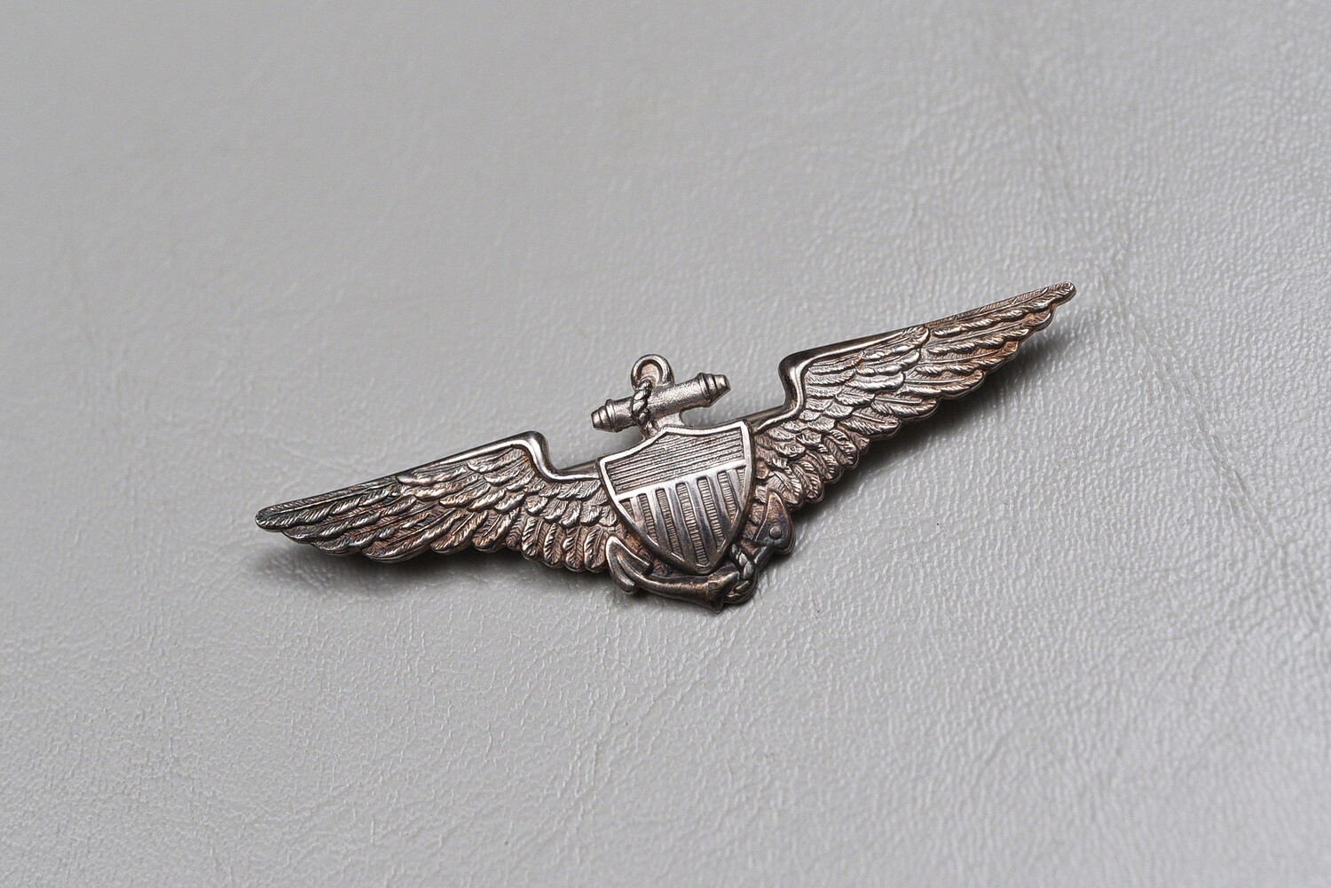 PRE-WWII U.S. NAVY PILOT&#39;S WING - PIN BACK, STERLING