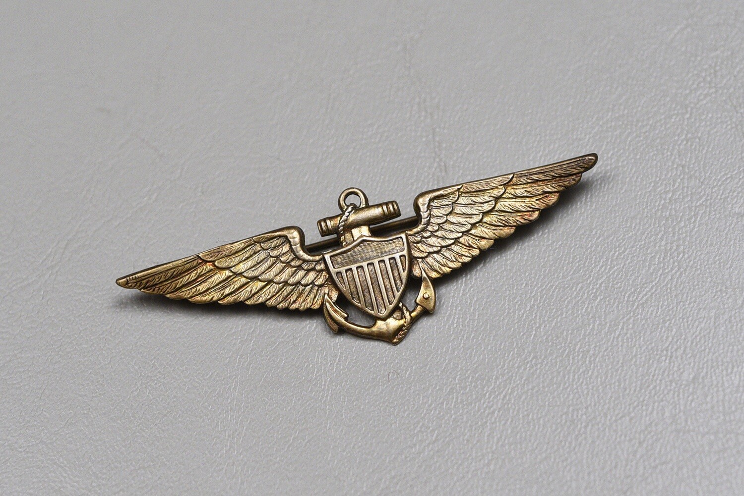 WWII U.S. NAVY PILOTS WING - PINBACK, STERLING