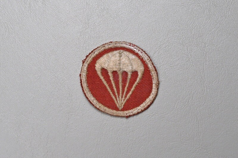 WWII U.S. AIRBORNE PARACHUTE ARTILLERY OVERSEAS CAP PATCH - TWILL