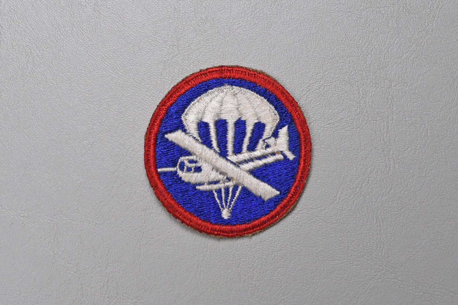 WWII U.S. AIRBORNE PARA/GLIDER ENLISTED OVERSEAS CAP PATCH - DARK BLUE