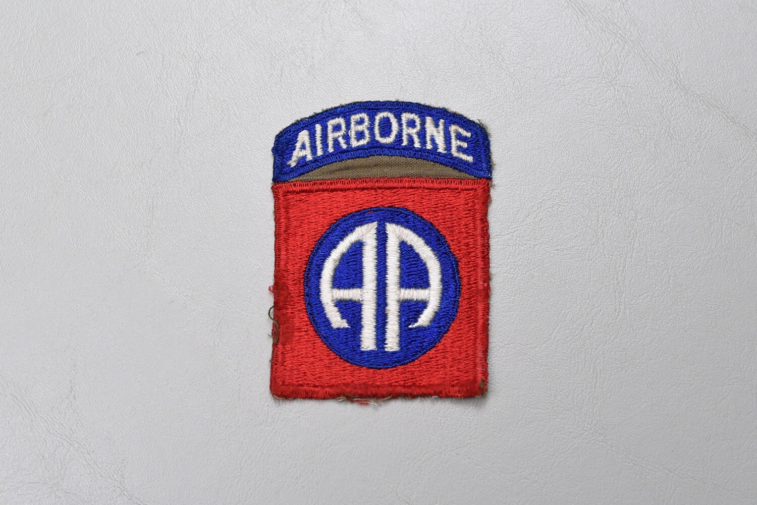 WWII U.S. 82nd AIRBORNE SHOULDER PATCH - ONE-PIECE, FILLED IN ARC