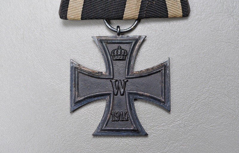 WWI GERMAN 1914 IRON CROSS 2nd CLASS - PARADE MOUNTED