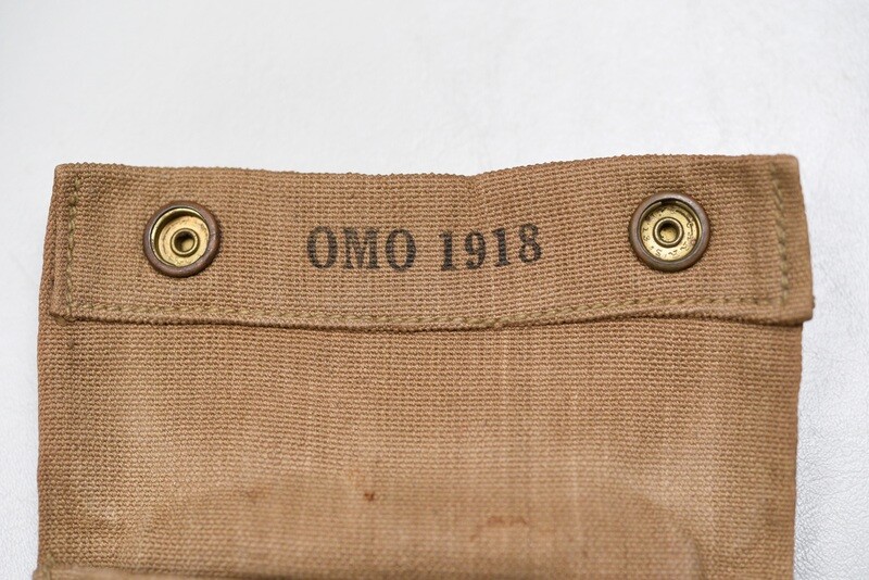 WWI U.S. FIRST AID CARRIER w/BAUER & BLACK FIRST AID PACKET - DATED 1918