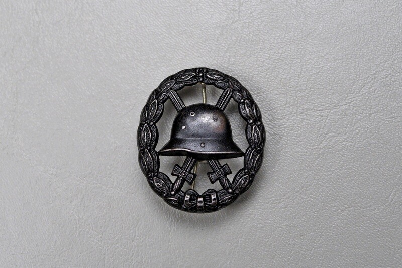 WWI GERMAN 1918 BLACK WOUND BADGE - CUT OUT TYPE WWI GERMAN 1918 BLACK WOUND BADGE - CUT OUT TYPE