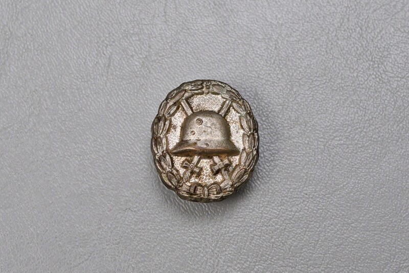 WWI GERMAN 1918 SILVER WOUND BADGE - MINIATURE WWI GERMAN 1918 SILVER WOUND BADGE - MINIATURE