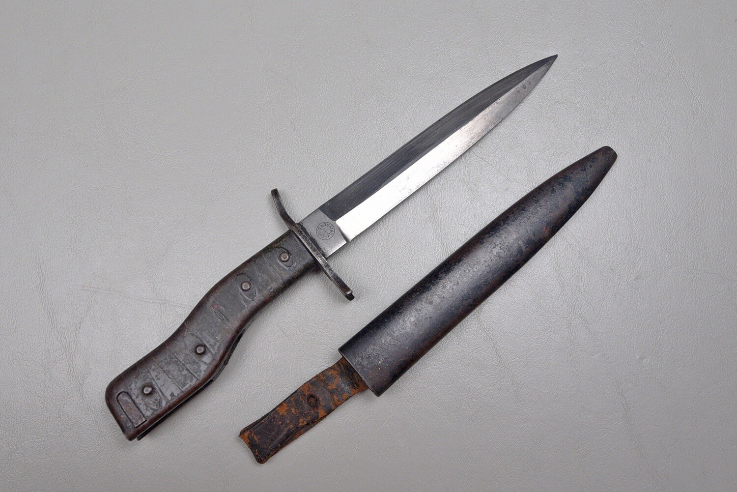 WWI GERMAN DEMAG CRANK HANDLE BAYONET/FIGHTING KNIFE &amp; SCABBARD