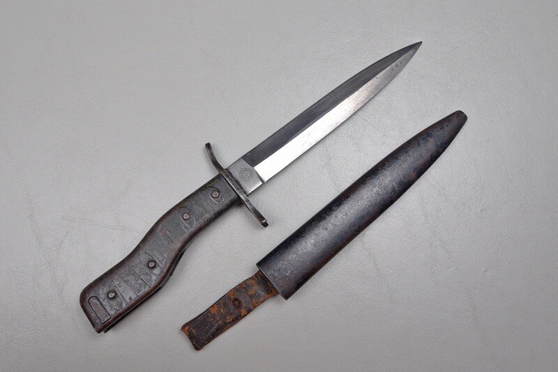 WWI GERMAN DEMAG CRANK HANDLE BAYONET/FIGHTING KNIFE & SCABBARD WWI GERMAN DEMAG CRANK HANDLE BAYONET/FIGHTING KNIFE & SCABBARD