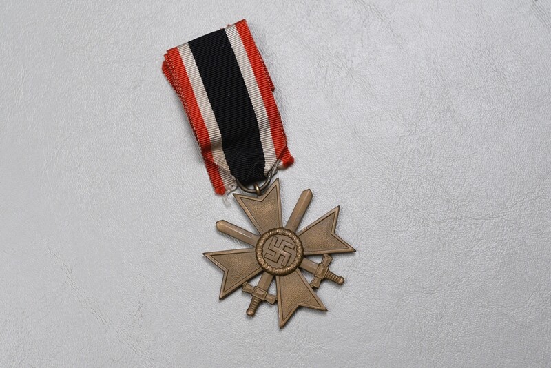 WWII GERMAN 1939 WAR MERIT CROSS 2nd CLASS w/SWORDS