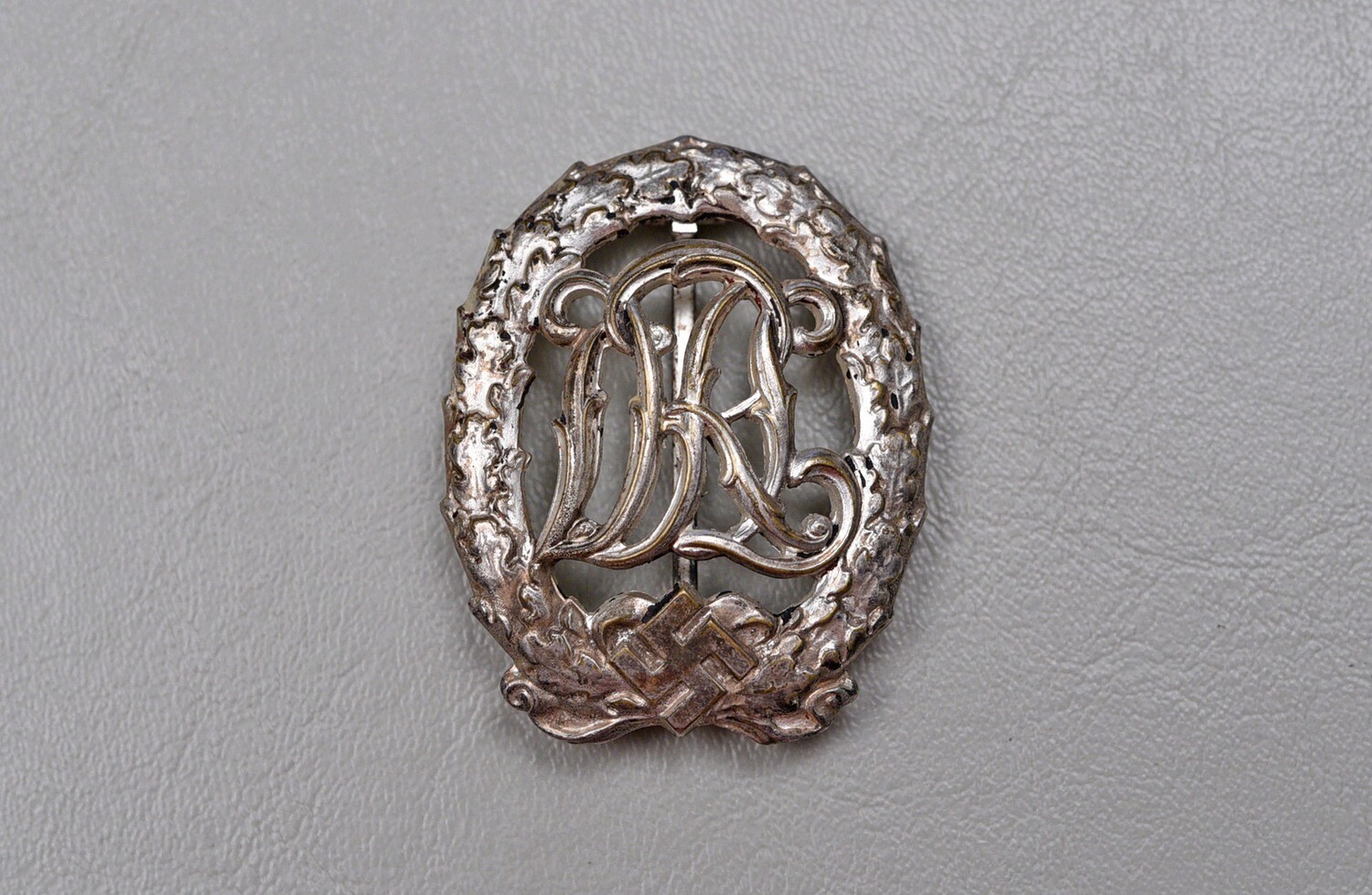 WWII GERMAN M1937 DRL SPORTS BADGE IN SILVER - WERNSTEIN JENA