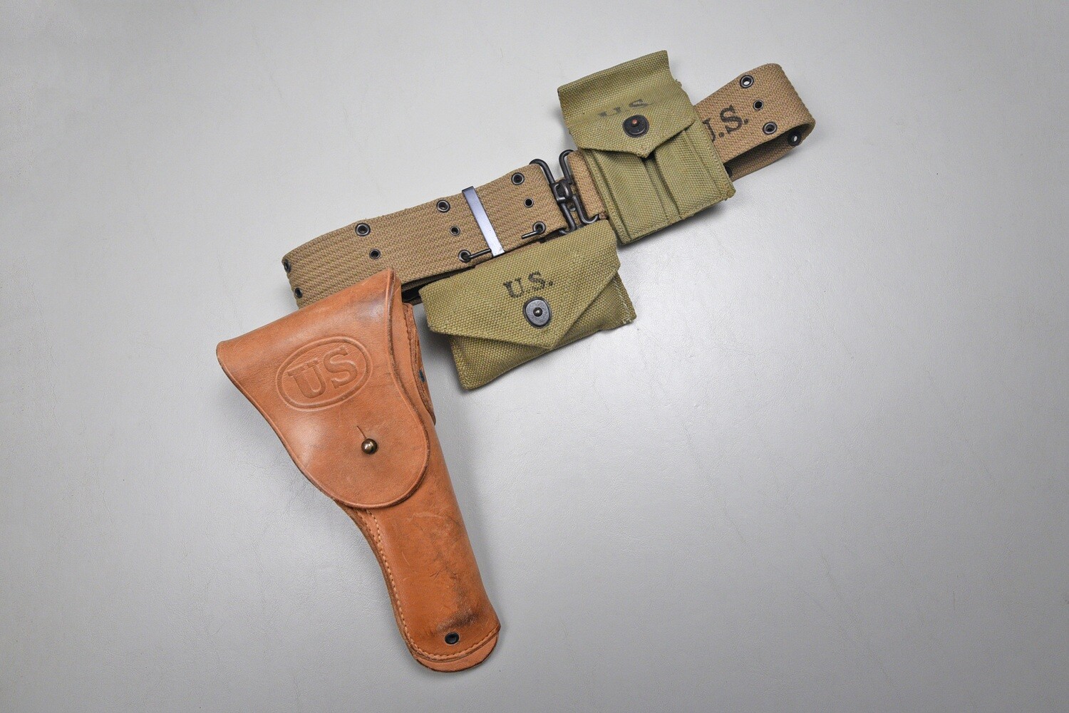 WWII U.S. 1911 .45 CAL. PISTOL BELT RIG - NEAR MINT