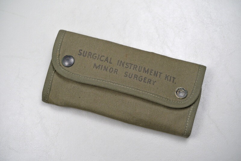 VIETNAM U.S. SURGERY KIT – COMPLETE & MINT VIETNAM U.S. SURGERY KIT – COMPLETE & MINT