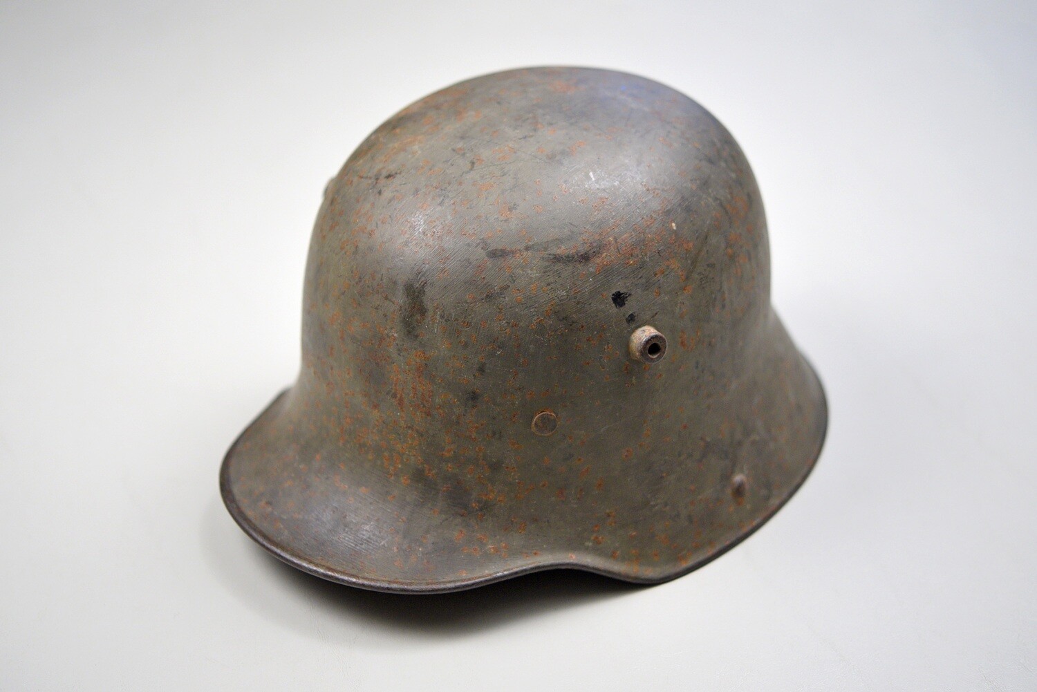 WWI GERMAN M1917 STEEL HELMET w/LINER &amp; STENCILED SIZE