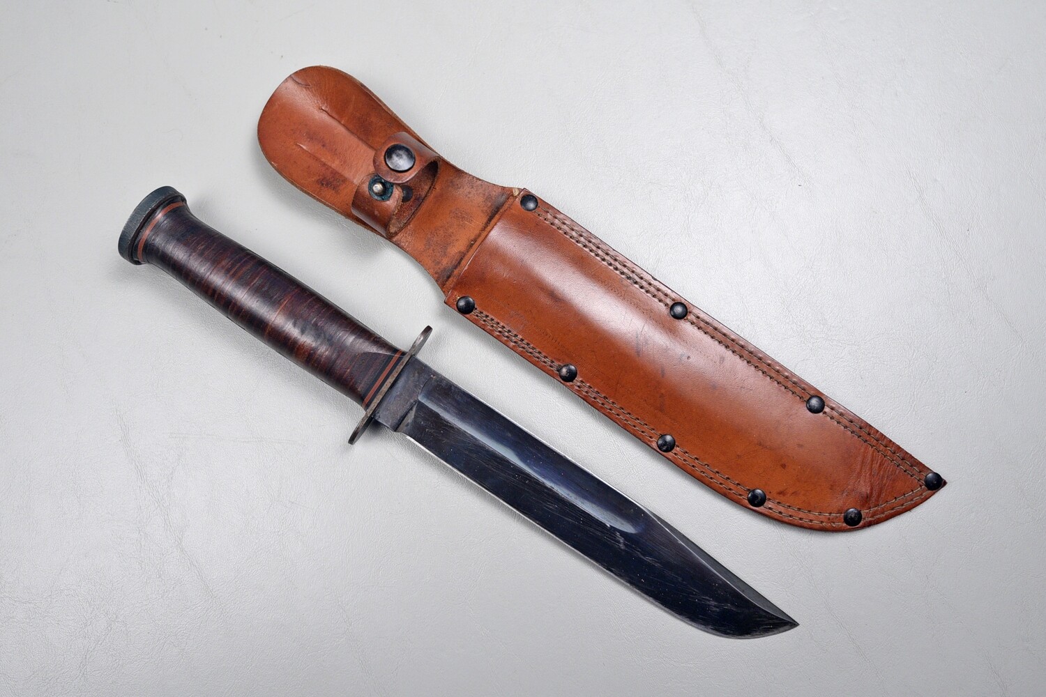 WWII U.S. WESTERN NO. G46-8&quot; FIGHTING KNIFE &amp; SCABBARD - NAMED
