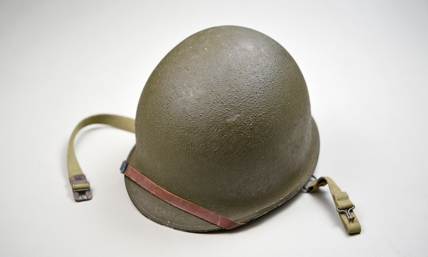 WWII U.S. M1 HELMET w/FRONT SEAM, FIXED BALES &amp; LINER - COMPLETE