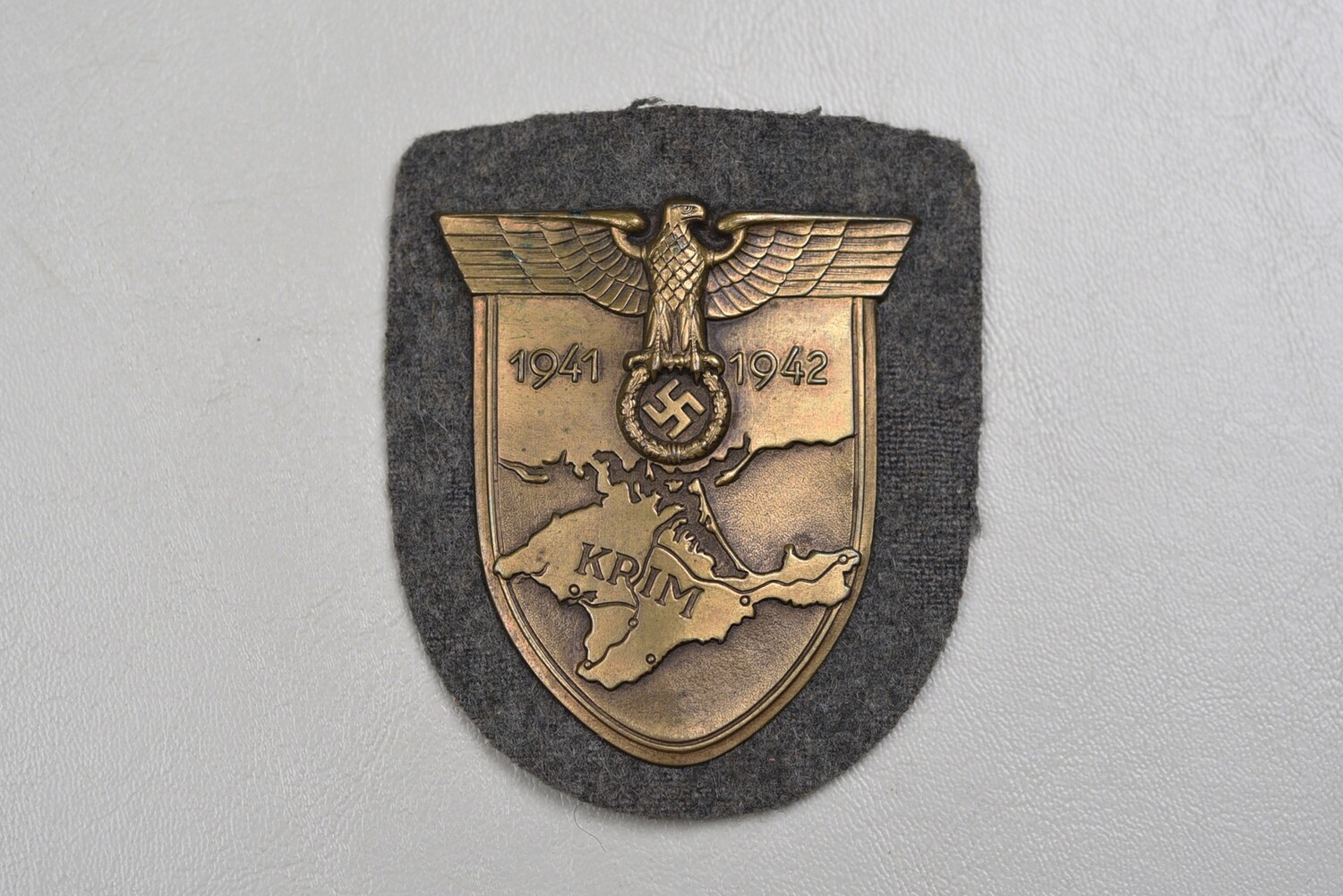 WWII GERMAN LUFTWAFFE KRIM SHIELD - UNIFORM REMOVED