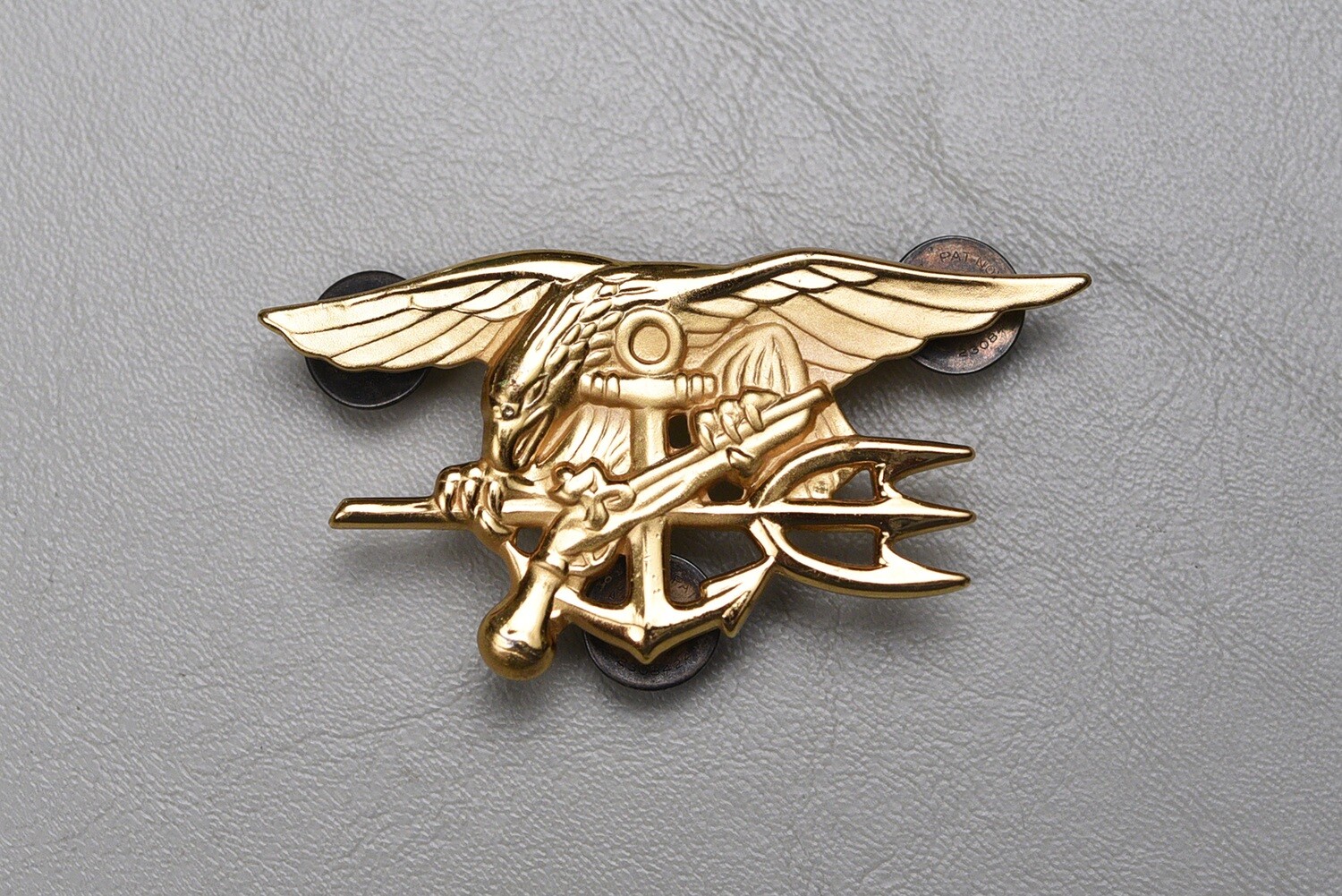 VIETNAM WAR ERA U.S. NAVY SPECIAL WAREFARE TRIDENT BADGE