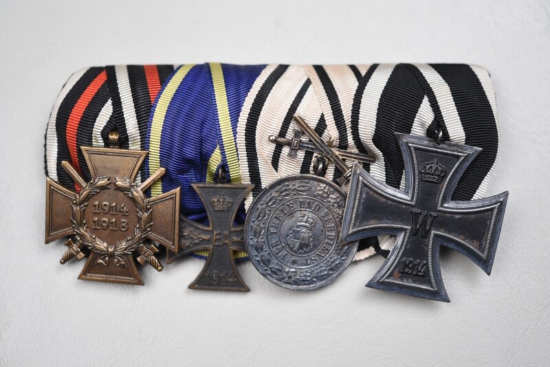 WWI GERMAN PRUSSIAN 1914 IRON CROSS/ BRUNSWICK CROSS 4-PLACE MEDAL BAR