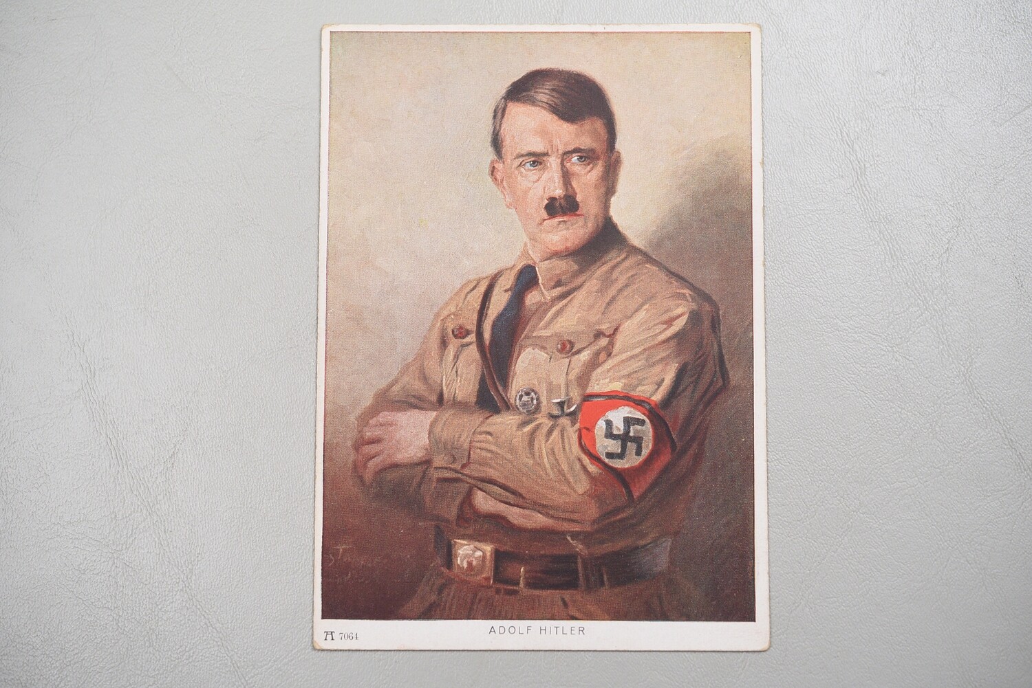 WWII GERMAN ADOLF HITLER PHOTO POSTCARD - COLOR, UNUSED