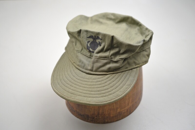 KOREAN WAR U.S. MARINE CORPS HBT UTILITY COVER w/STENCILED EGA KOREAN WAR U.S. MARINE CORPS HBT UTILITY COVER w/STENCILED EGA