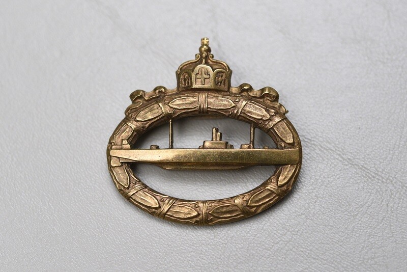 WWI IMPERIAL GERMAN U-BOAT BADGE - MAKER MARKED WWI IMPERIAL GERMAN U-BOAT BADGE - MAKER MARKED