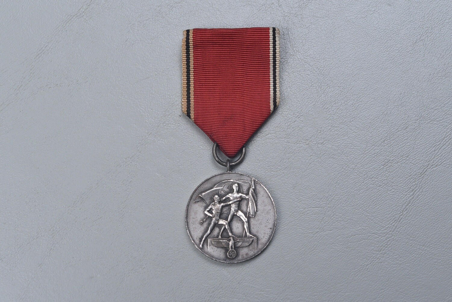 WWII GERMAN AUSTRIAN ANSCHLUSS MEDAL