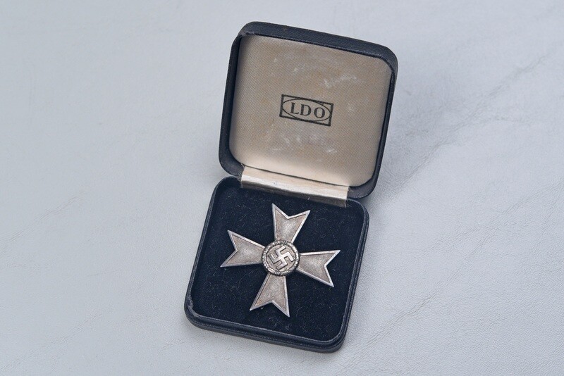 WWII GERMAN 1939 WAR MERIT CROSS 1st CLASS IN CASE BY FRIEDRICH ORTH, WIEN