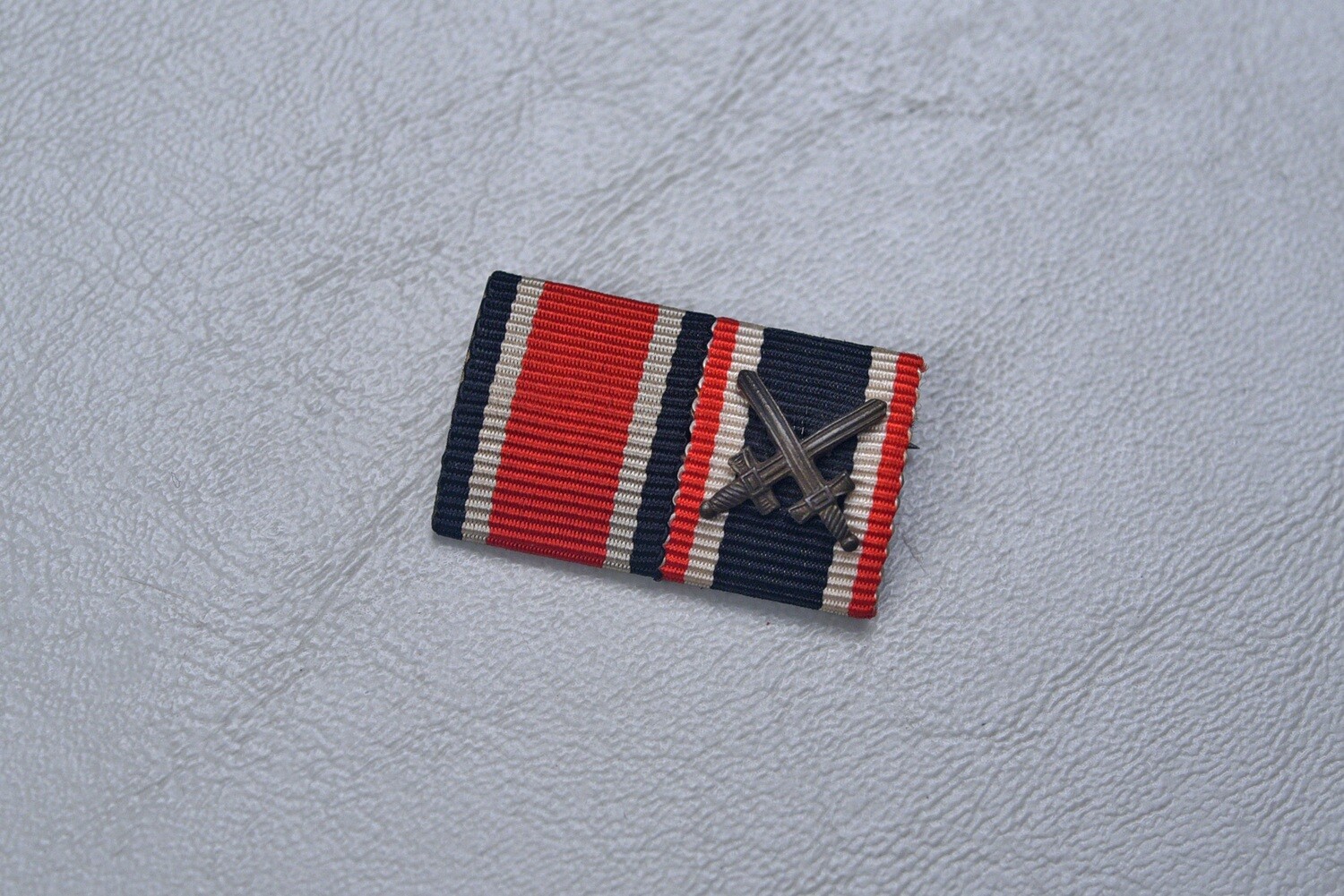 – WWII GERMAN 1939 IRON CROSS &amp; WAR MERIT CROSS w/SWORDS 2-PLACE RIBBON BAR