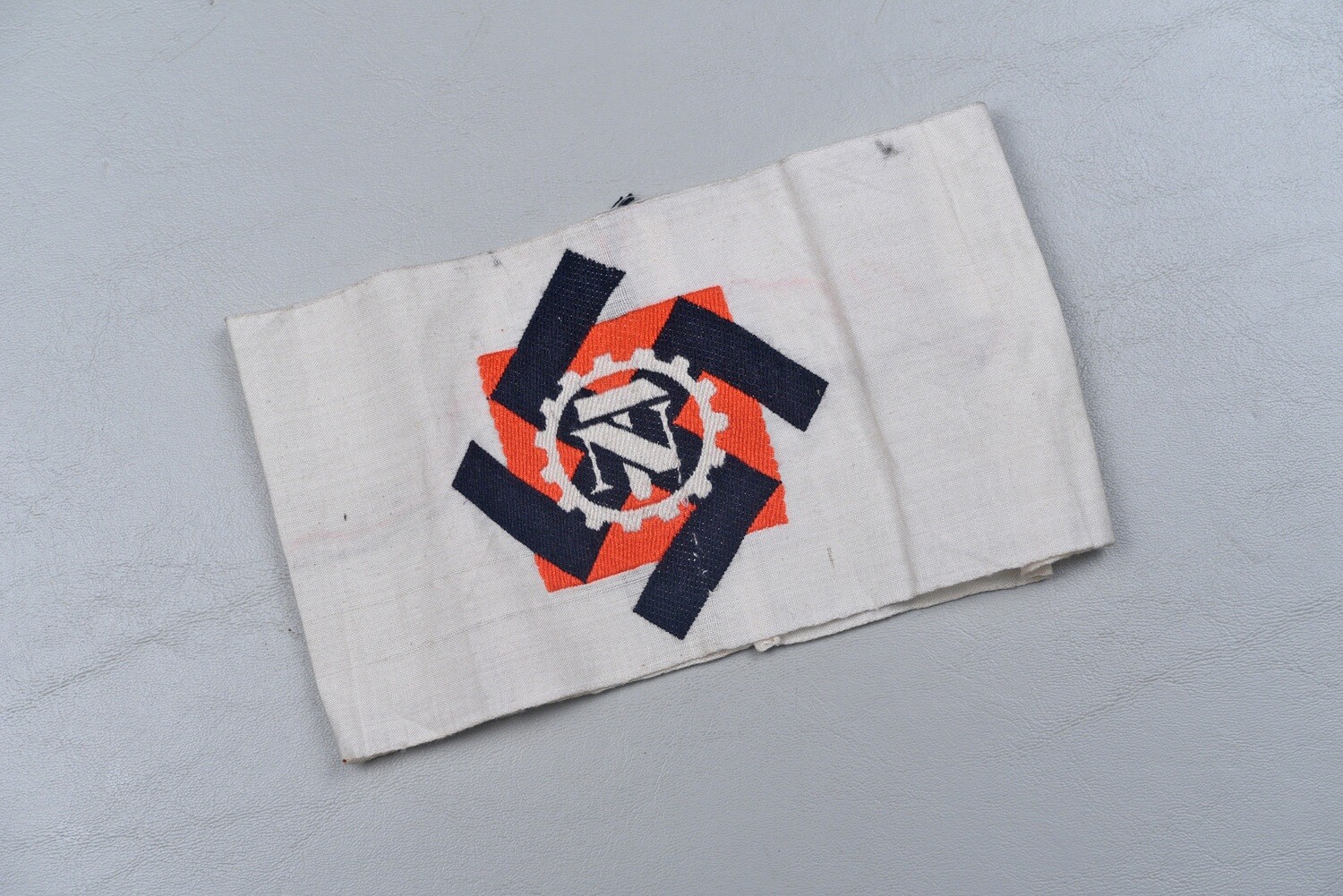 WWII GERMAN TENO ARMBAND - EMBROIDERED