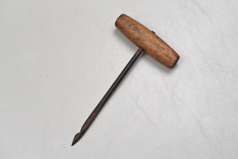 CIVIL WAR ARTILLERY GIMLET w/WOODEN HANDLE CIVIL WAR ARTILLERY GIMLET w/WOODEN HANDLE