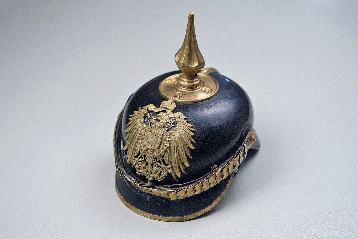 WWI GERMAN GENDARMERIE OFFICER’S PICKELHAUBE
