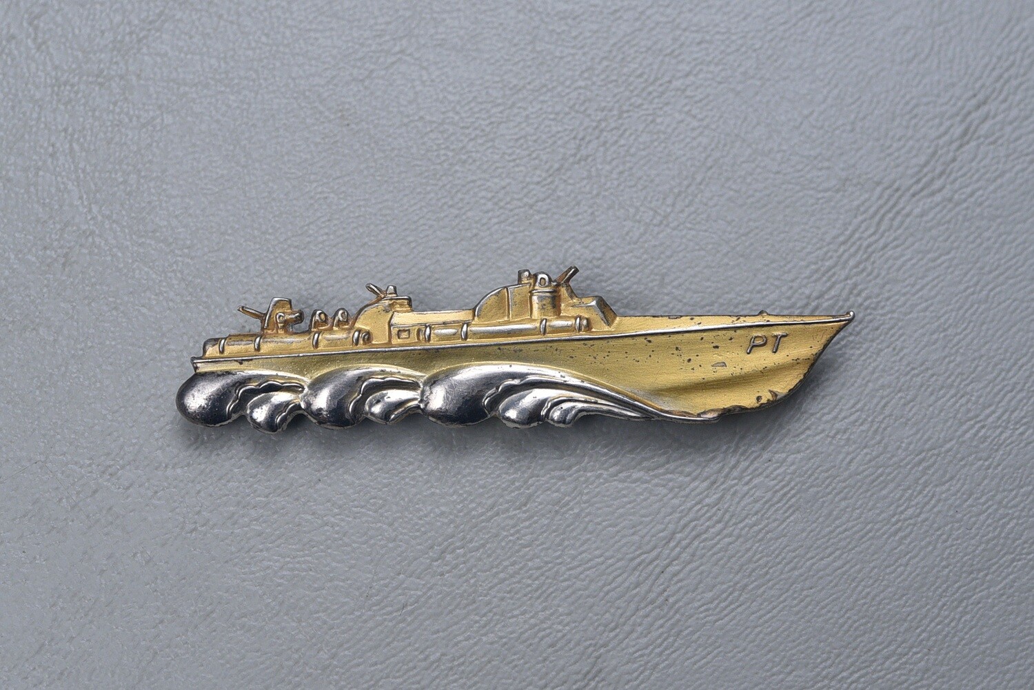 WWII U.S. PT BOAT BADGE - FULL GILT AND SILVER FINISH, STERLING
